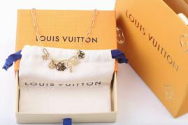 Picture of LV Necklace _SKULVnecklace06cly16612388